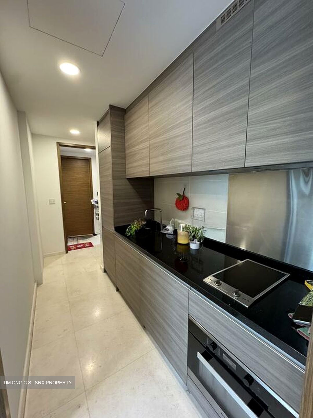 8 Saint Thomas (D9), Condominium #571085681